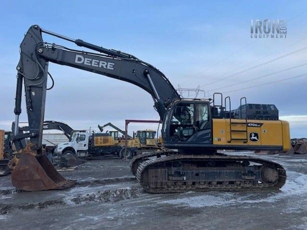 2021 DEERE 470G LC