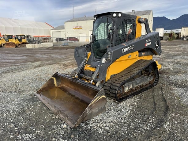2023 DEERE 333G