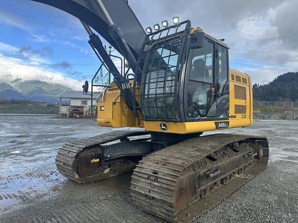 2022 DEERE 345G LC