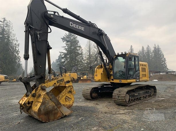 2022 DEERE 345G LC