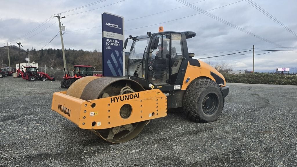 2022 Hyundai Construction Equipment Single Drum HR110C (TIER 4)