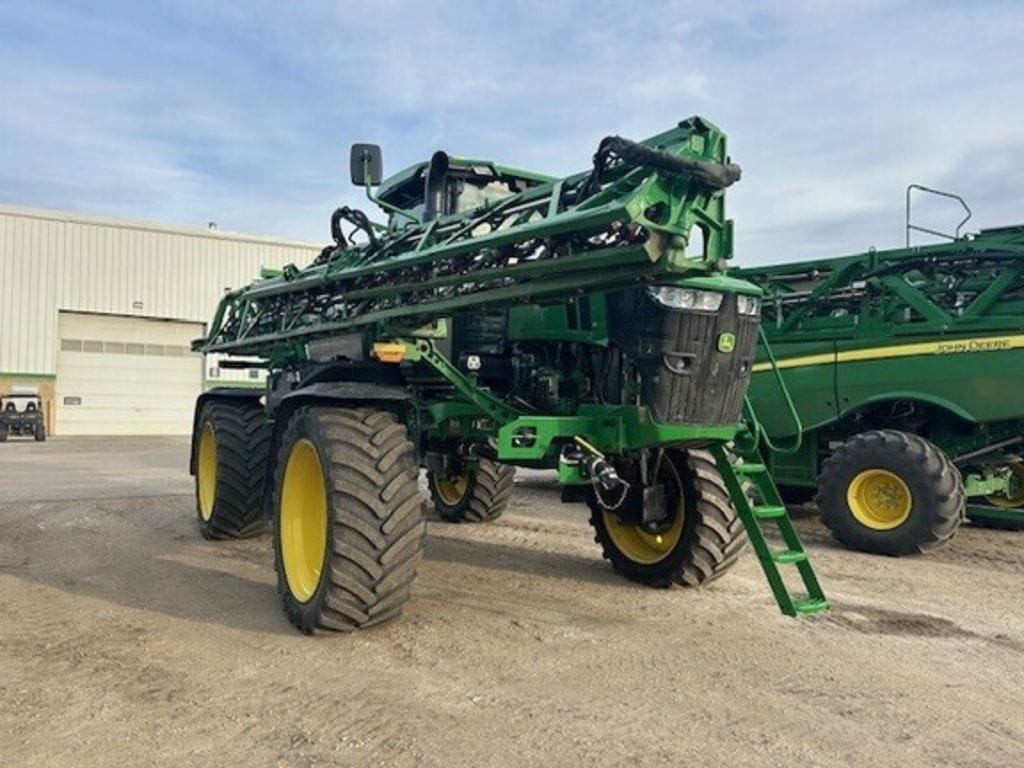 2025 John Deere 400 Series 412R