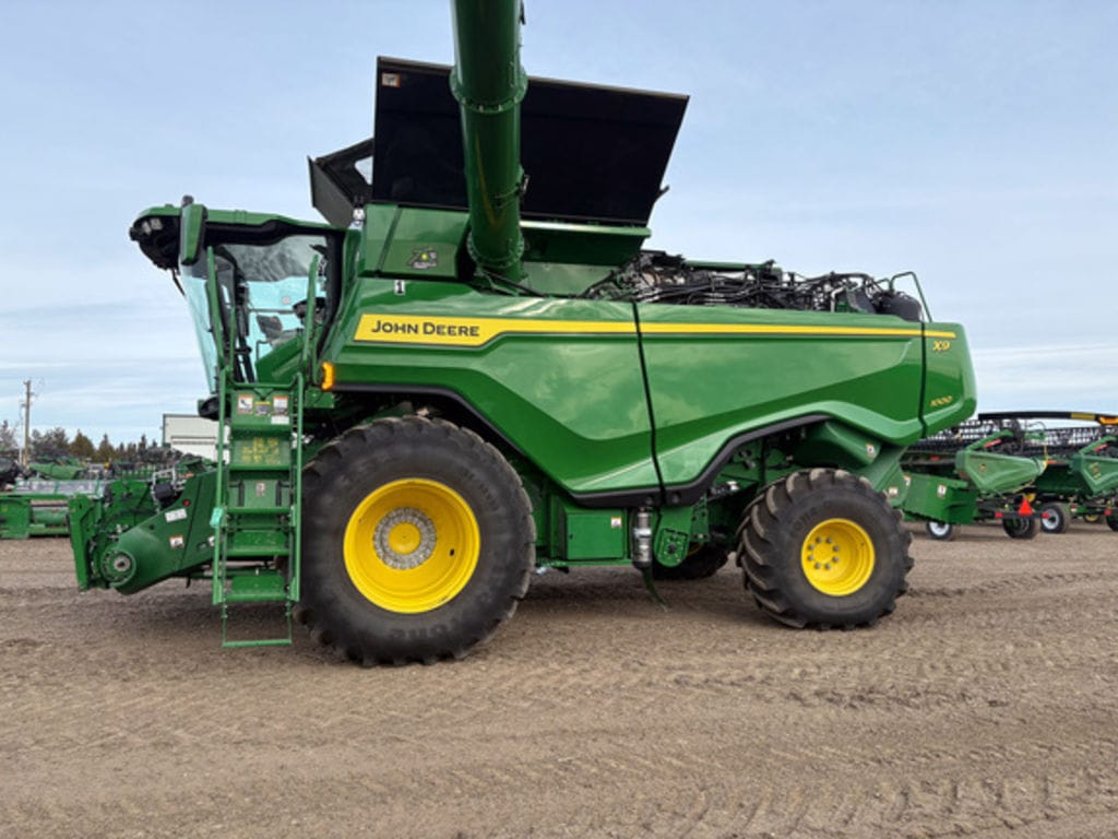 2022 John Deere X9 1000