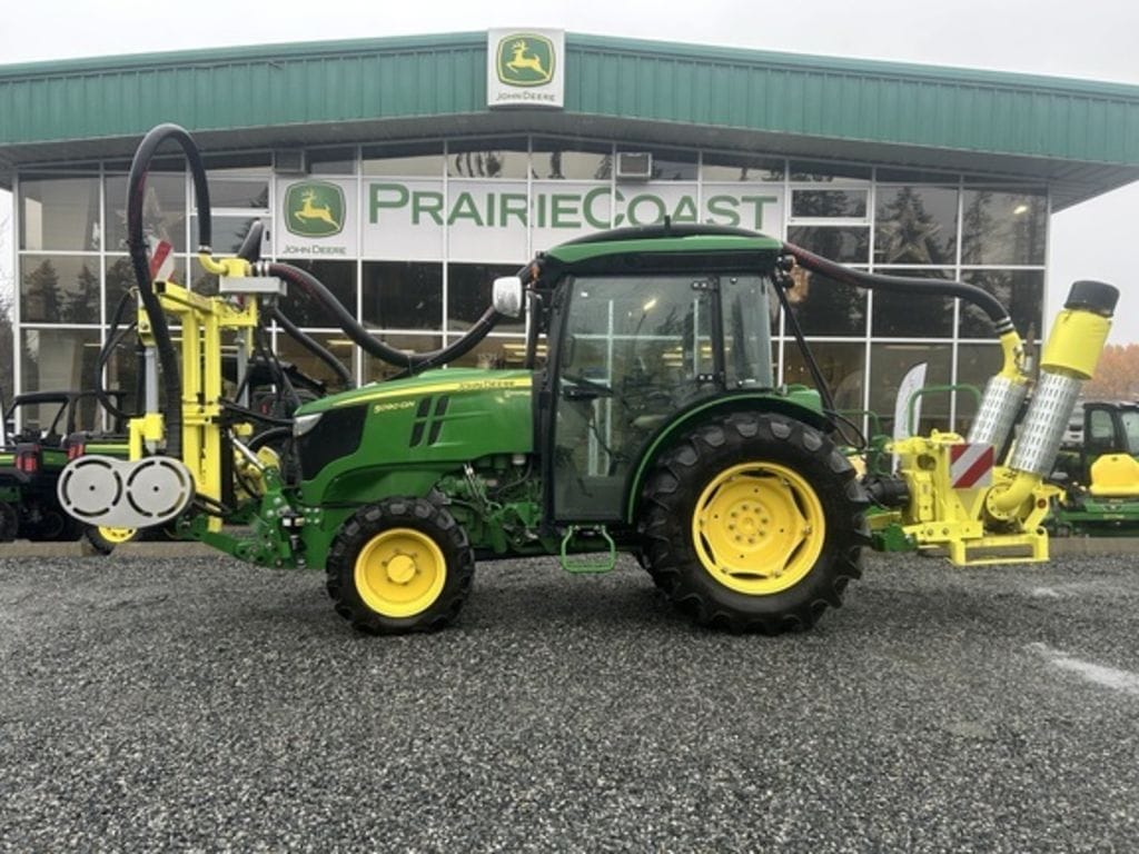 2020 John Deere 5090GN