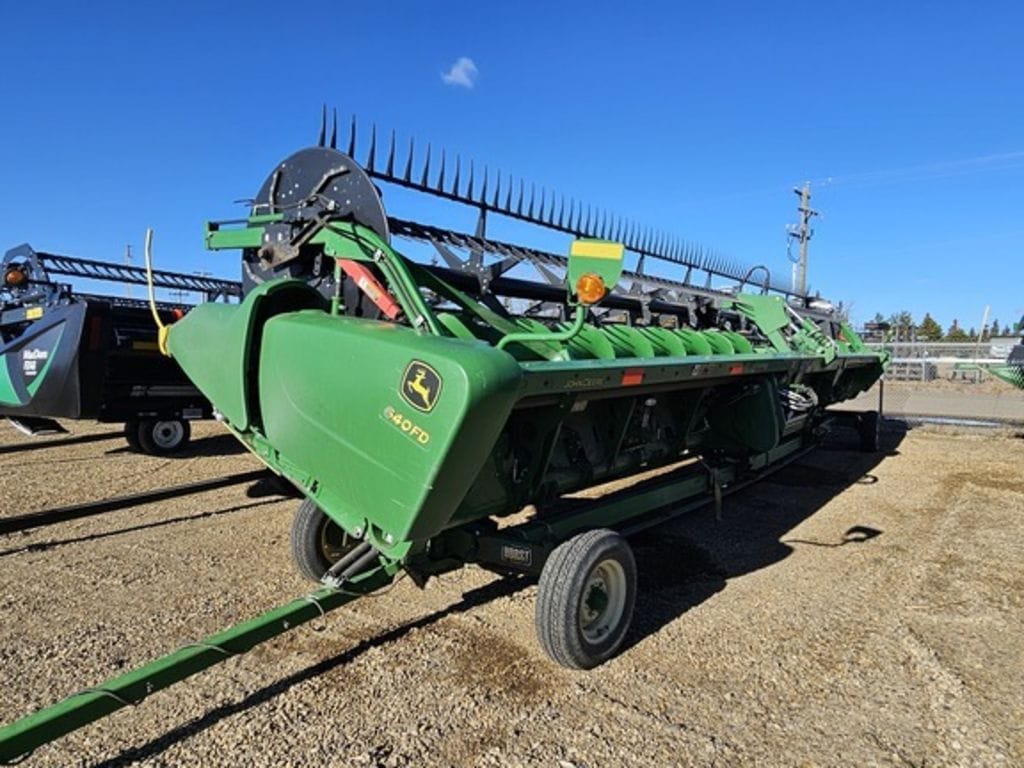 2018 John Deere 640FD
