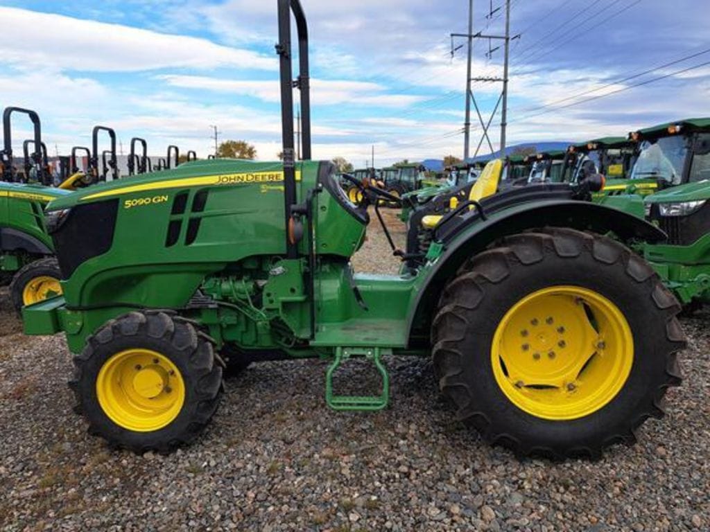 2023 John Deere 5090GN