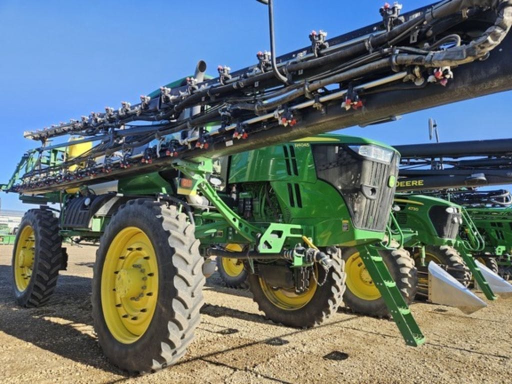 2018 John Deere R4045