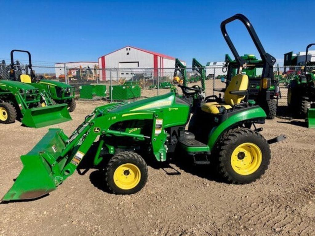 2023 John Deere 2025R
