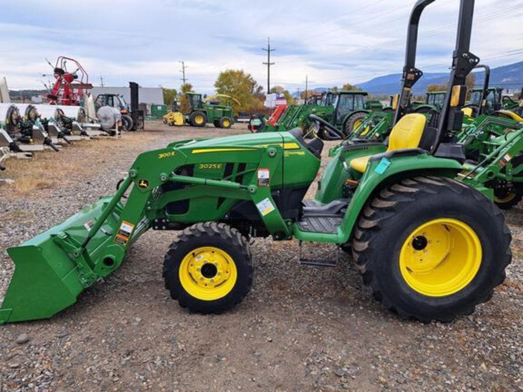 2023 John Deere 3025E