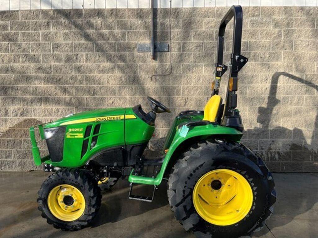 2023 John Deere 3025E
