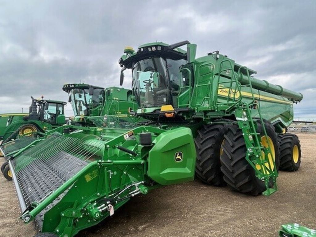 2023 John Deere X9 1000