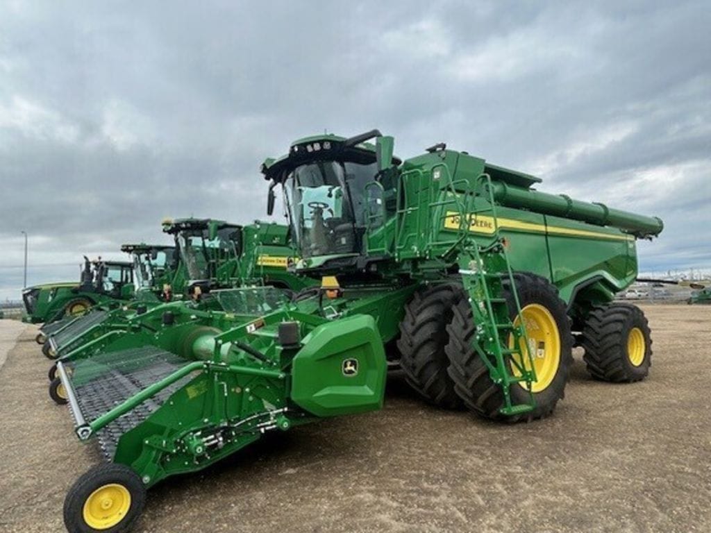 2022 John Deere X9 1000