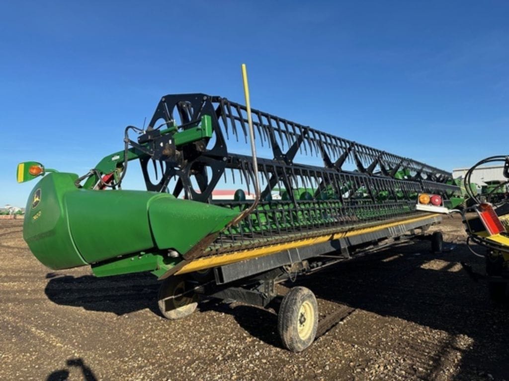 2019 John Deere 740D