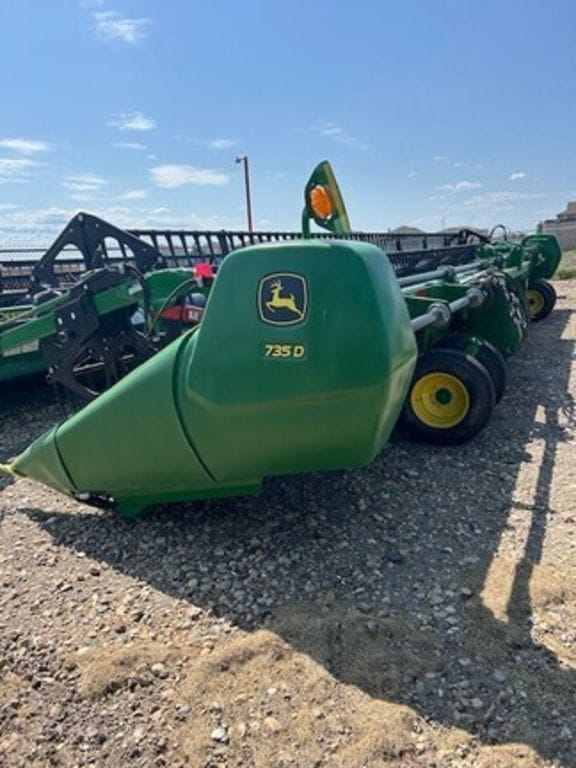 2018 John Deere 735D