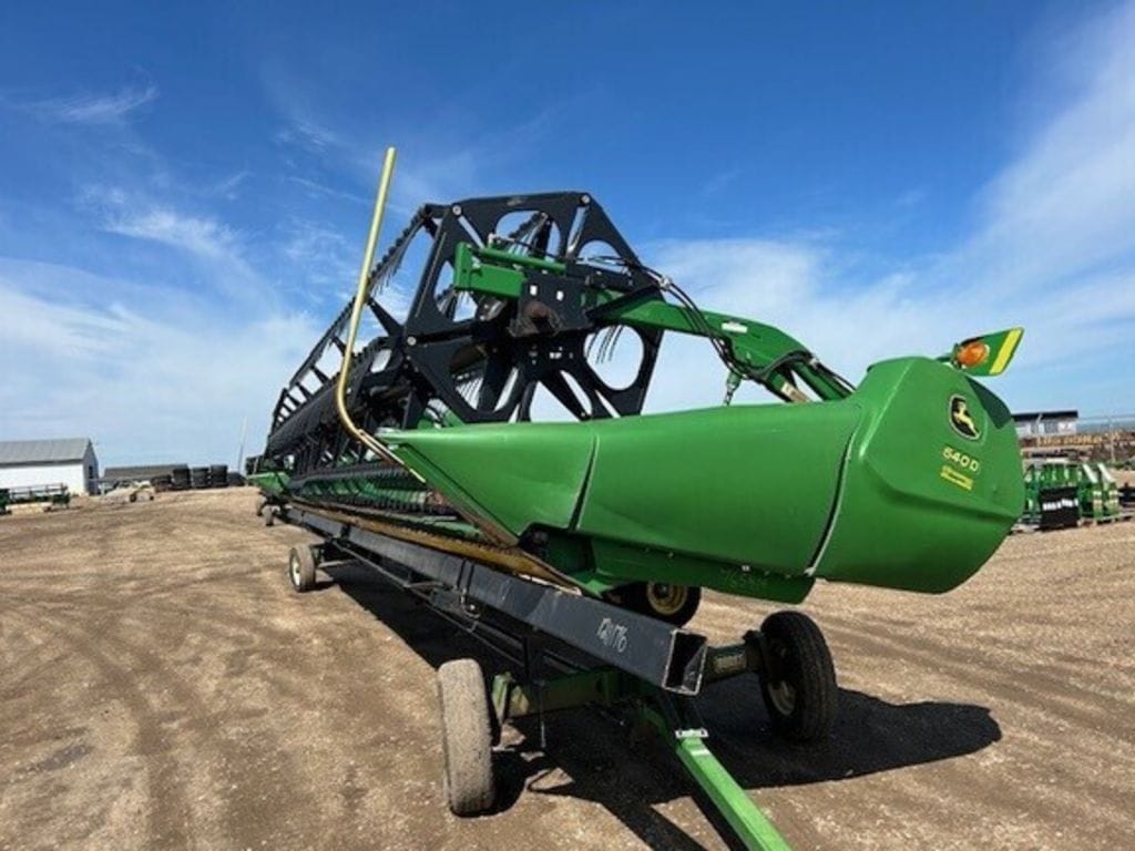 2016 John Deere 635D