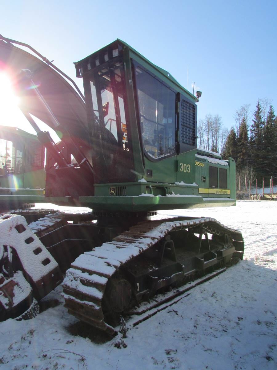 2011 John Deere 2154D Processor