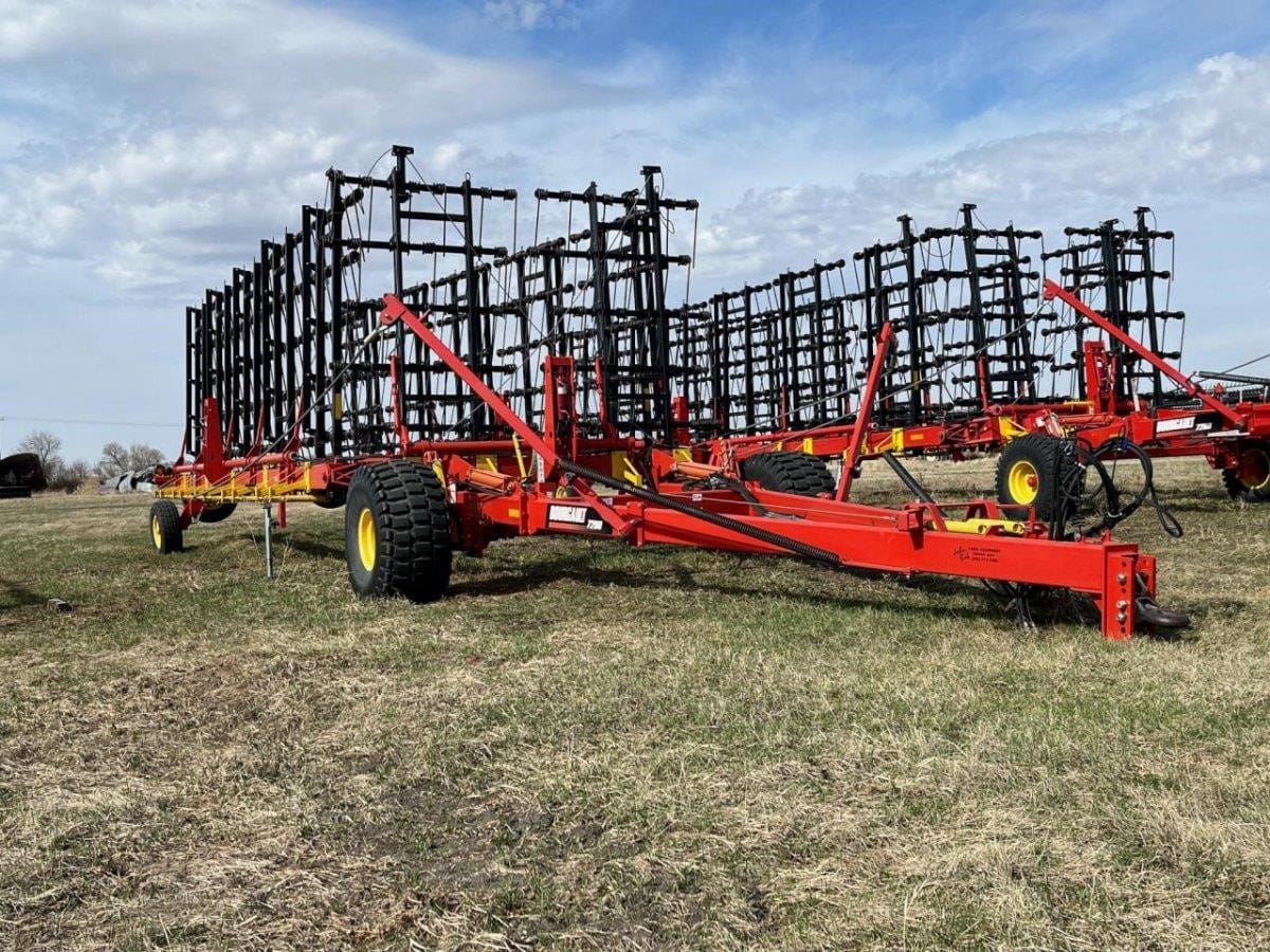 2012 BOURGAULT 7200