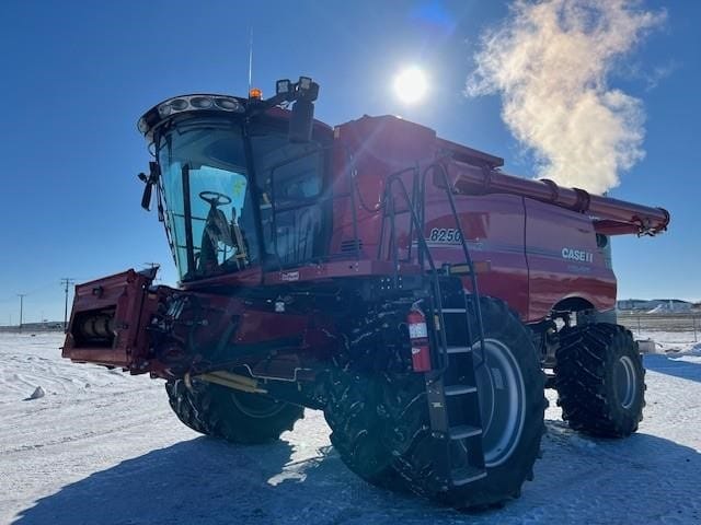 2023 CASE IH 8250