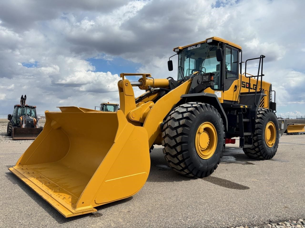 2021 SDLG L959F