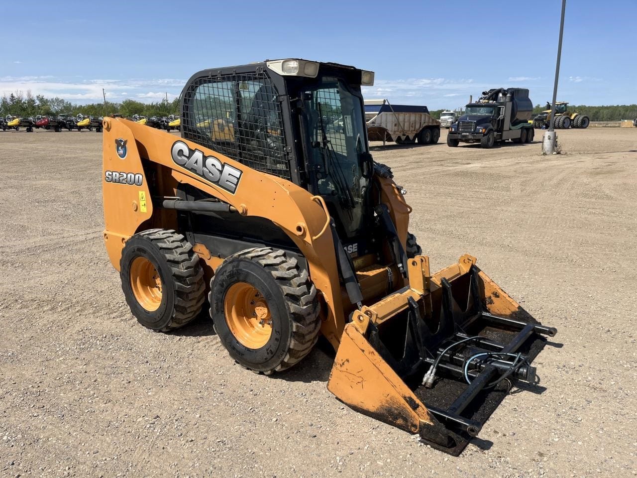 2014 CASE SR200