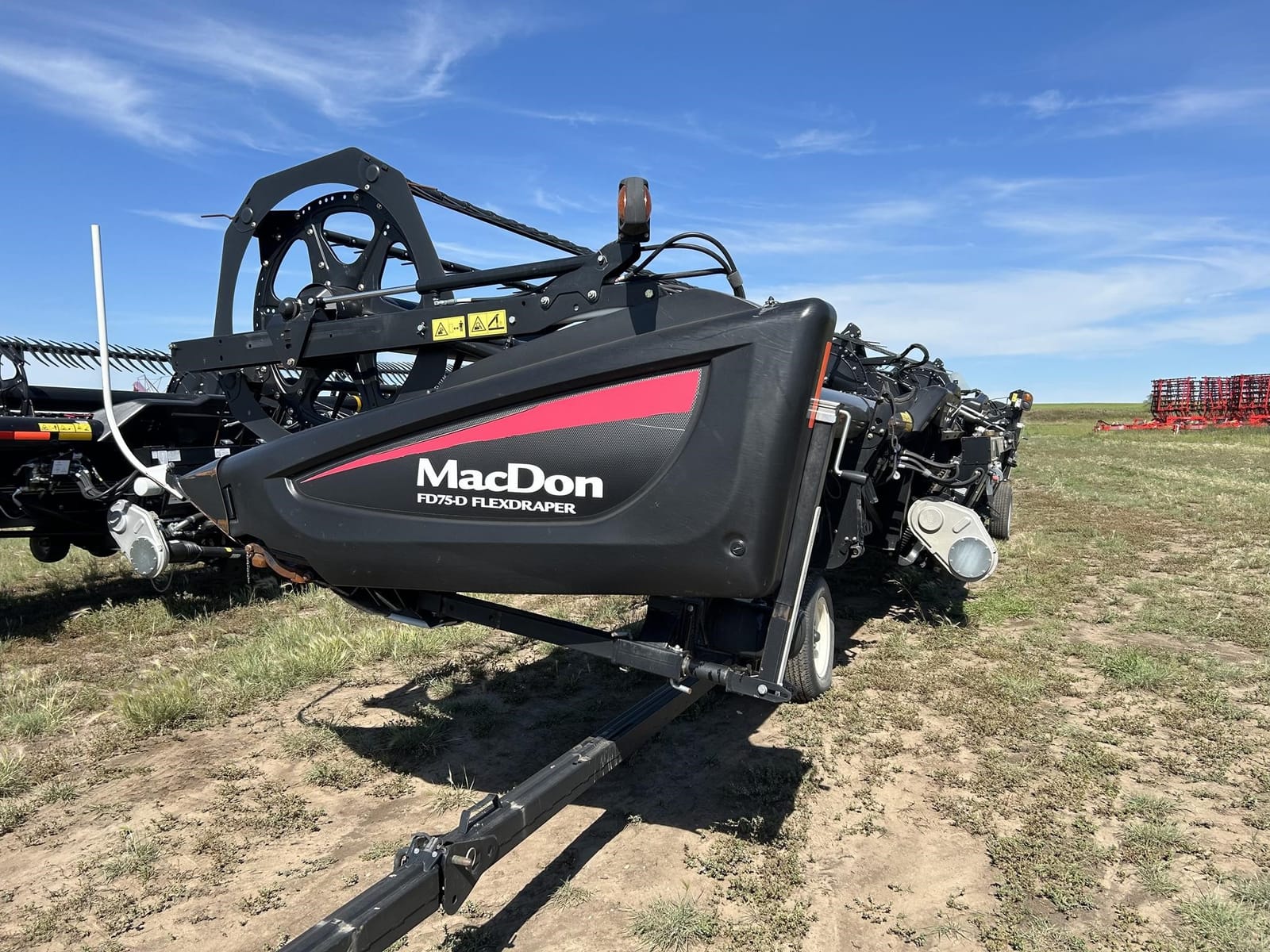 2017 MAC DON FD75