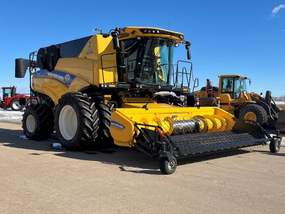 2021 NEW HOLLAND CR10.90