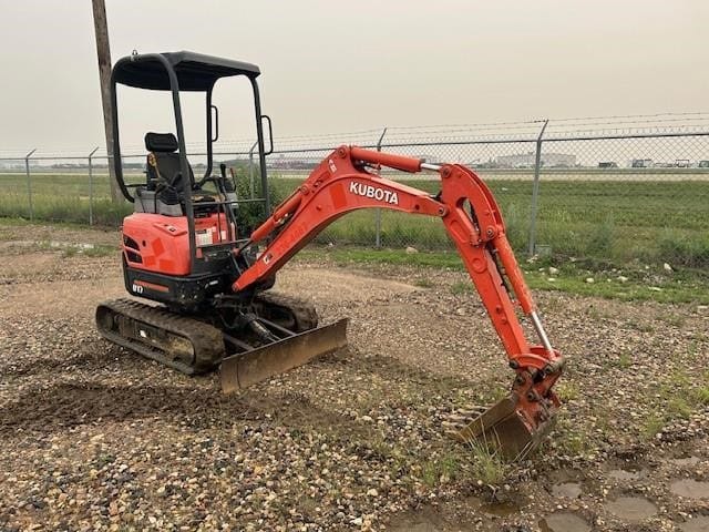 2016 KUBOTA U17