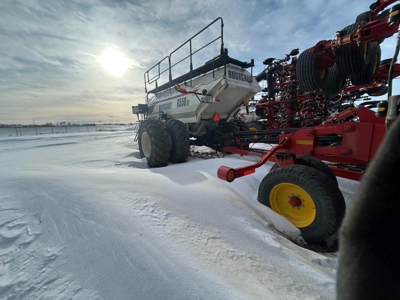 2012 BOURGAULT 3320-76