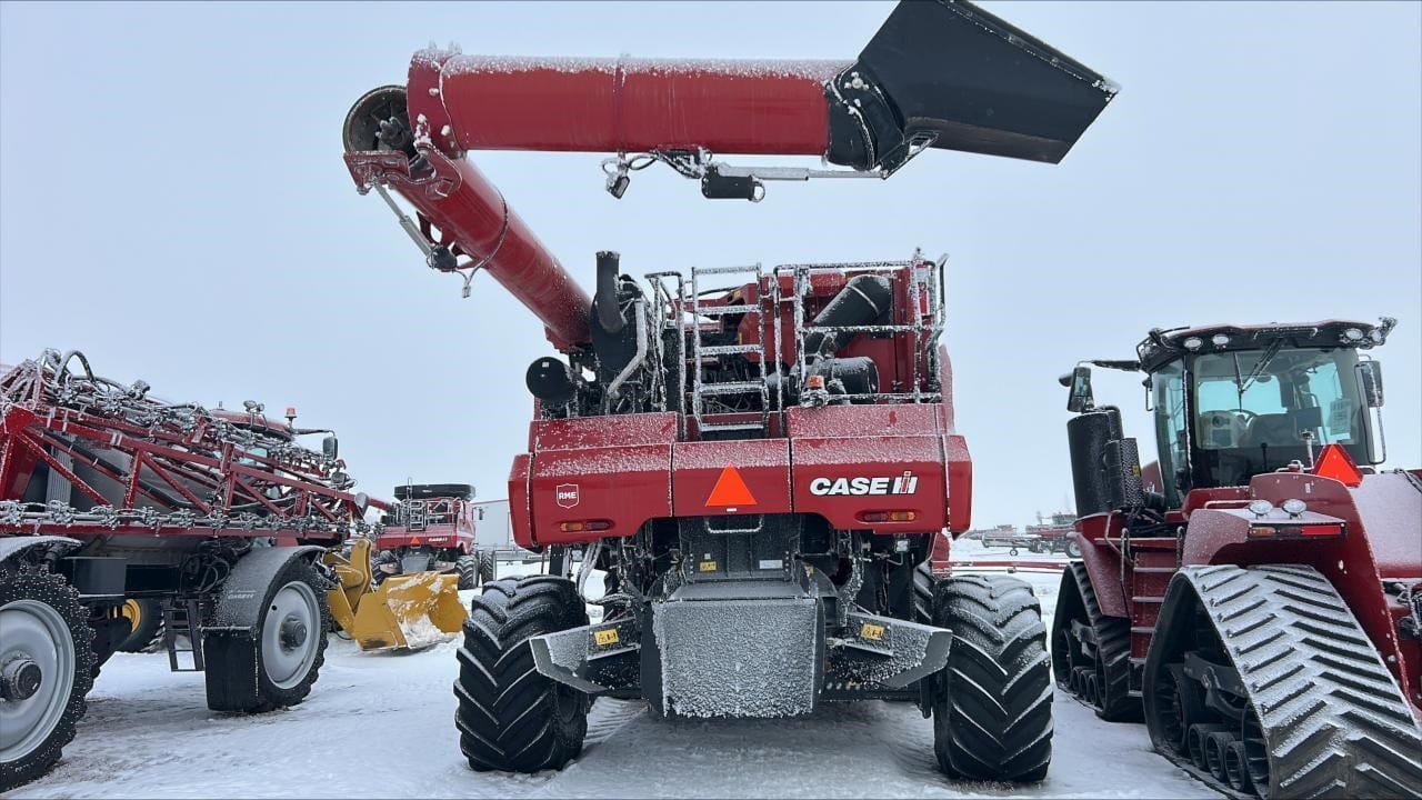 2023 CASE IH 8250
