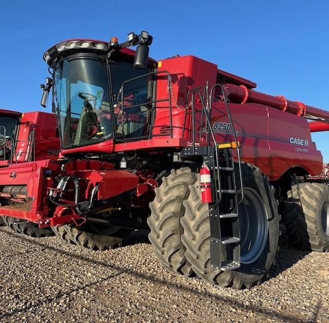 2022 CASE IH 8250