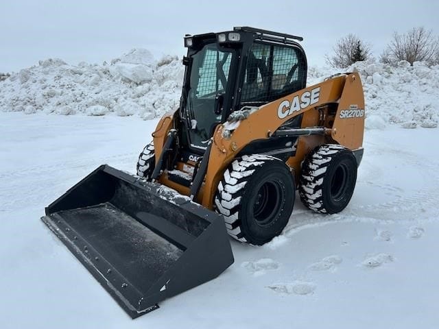 2021 CASE SR270B