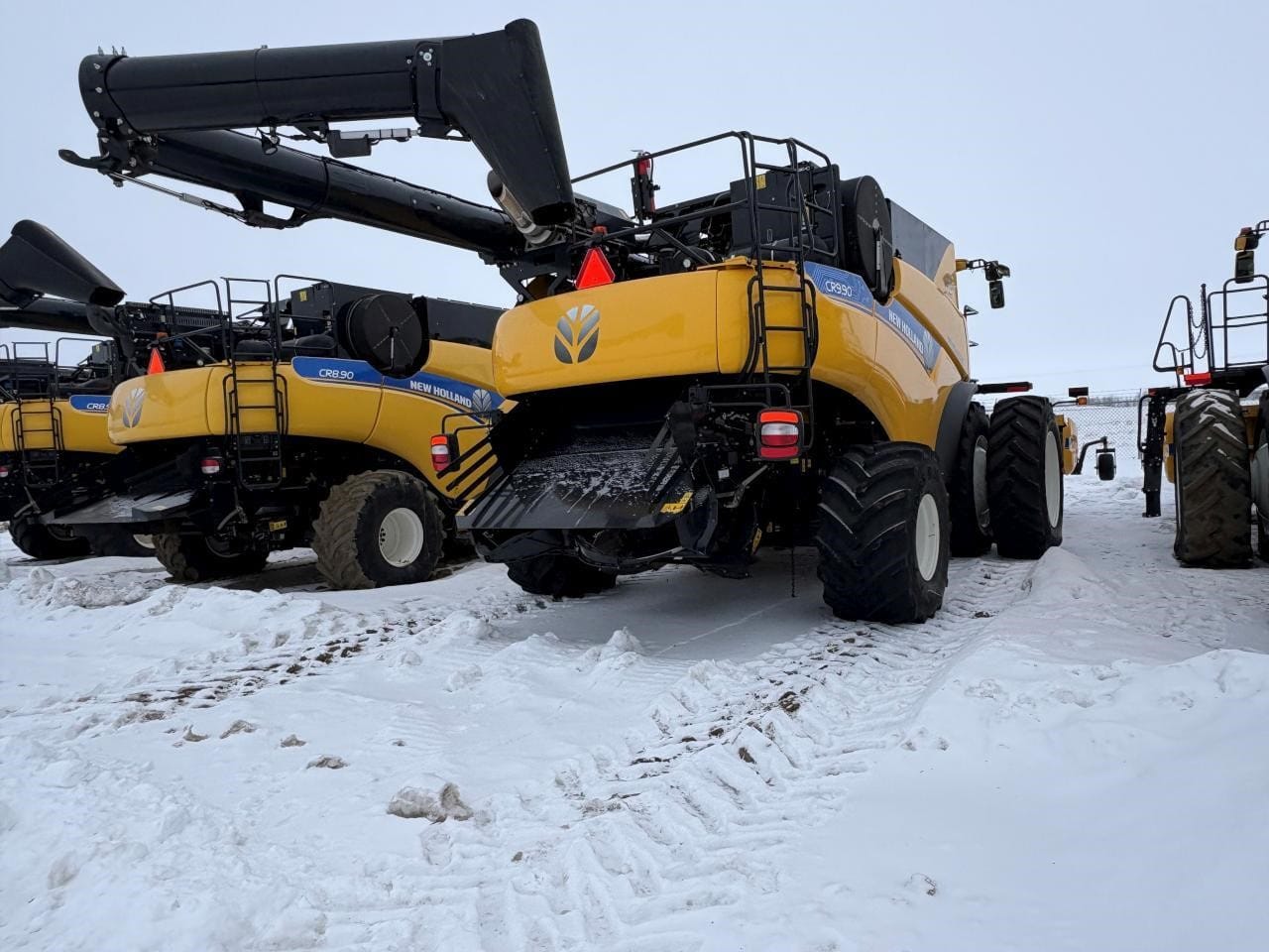 2023 NEW HOLLAND CR9.90
