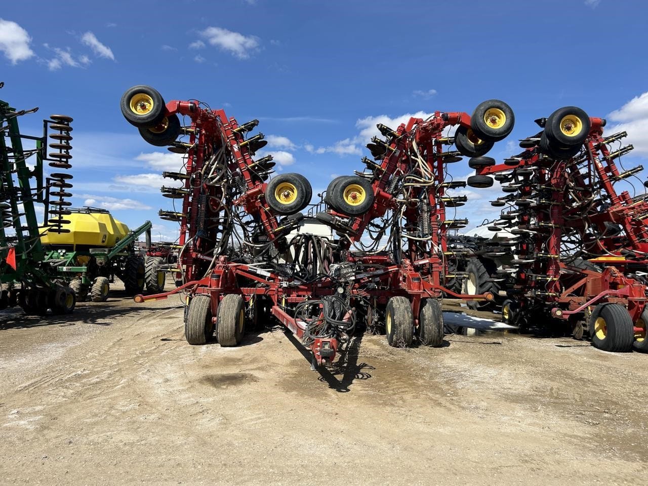 2013 BOURGAULT 3320-66