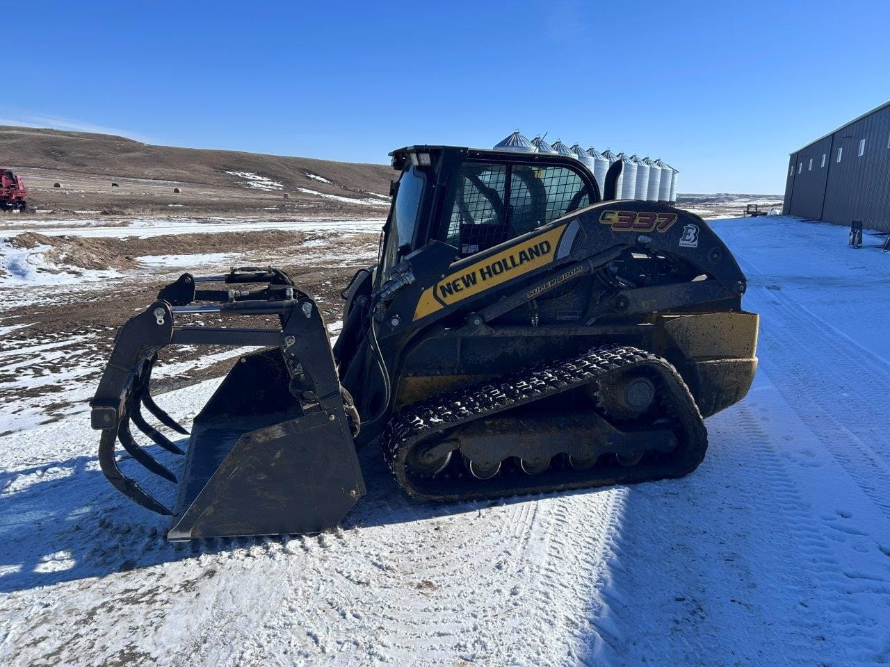 2025 NEW HOLLAND C337