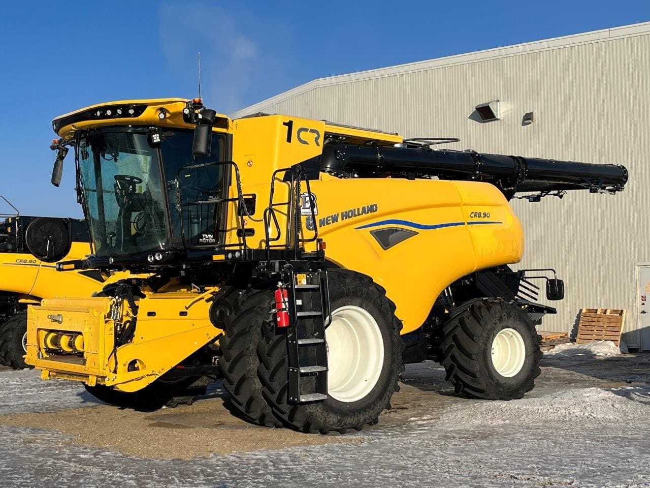 2025 NEW HOLLAND CR8.90