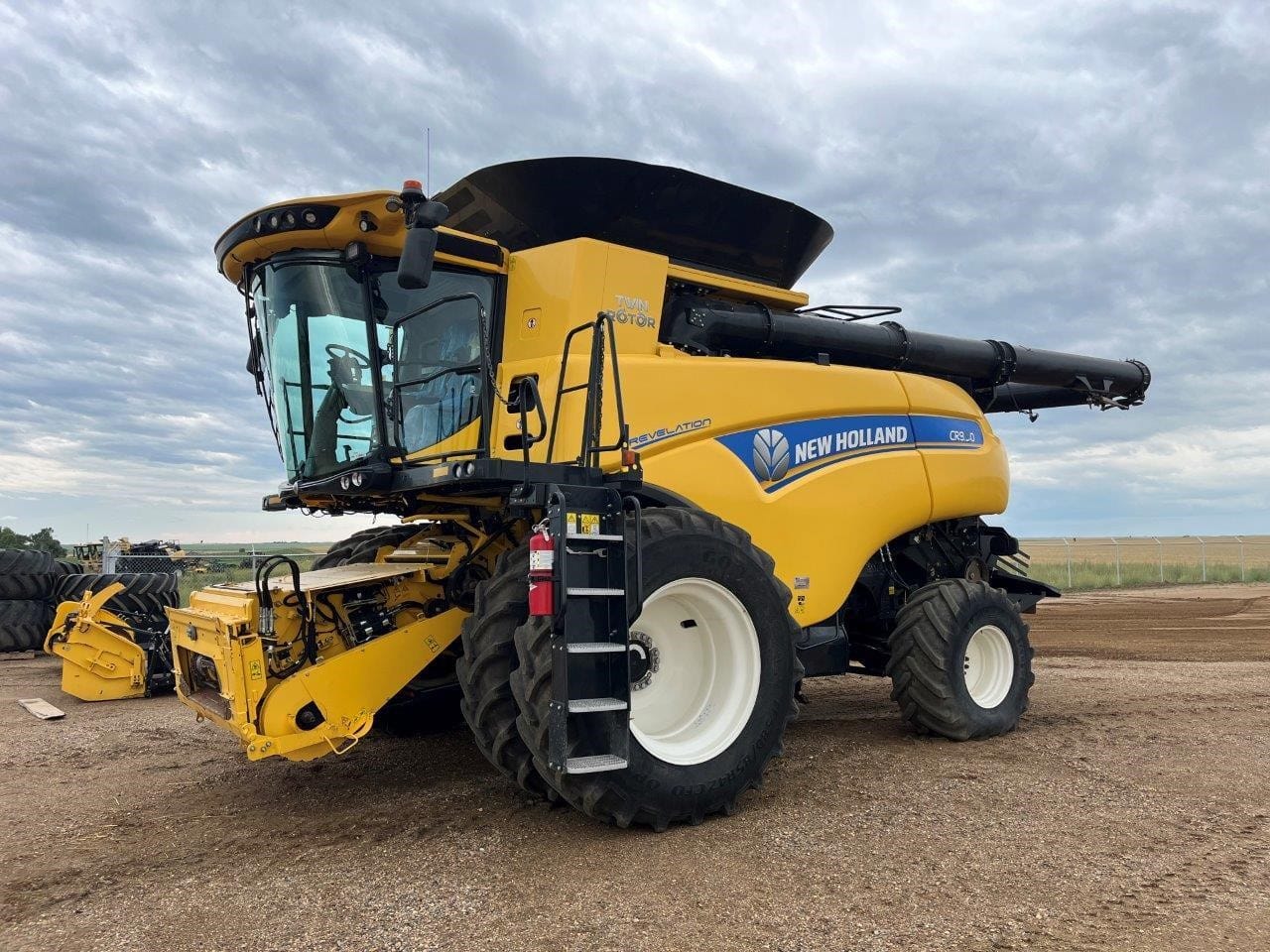 2018 NEW HOLLAND CR8.90