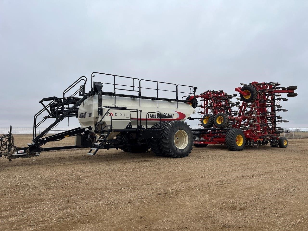 2019 BOURGAULT 3320-76