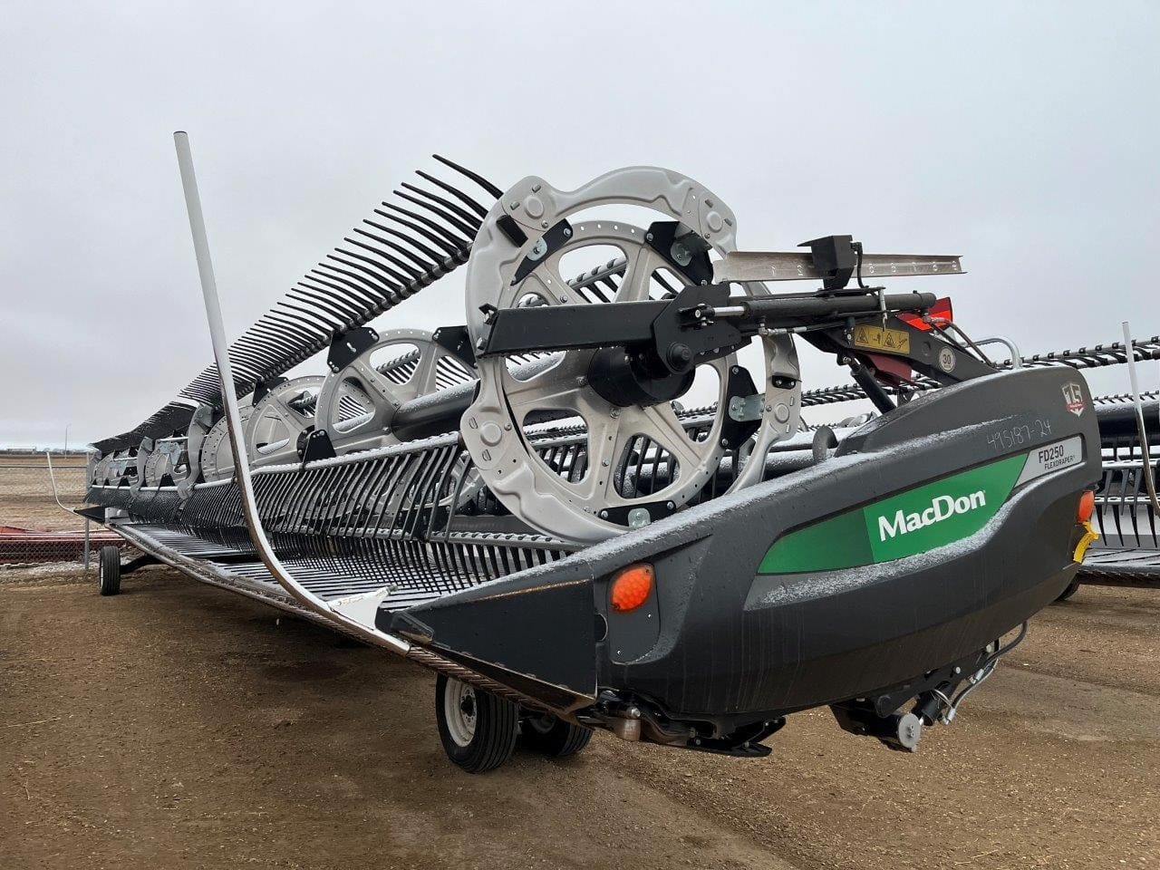 2024 MAC DON FD250