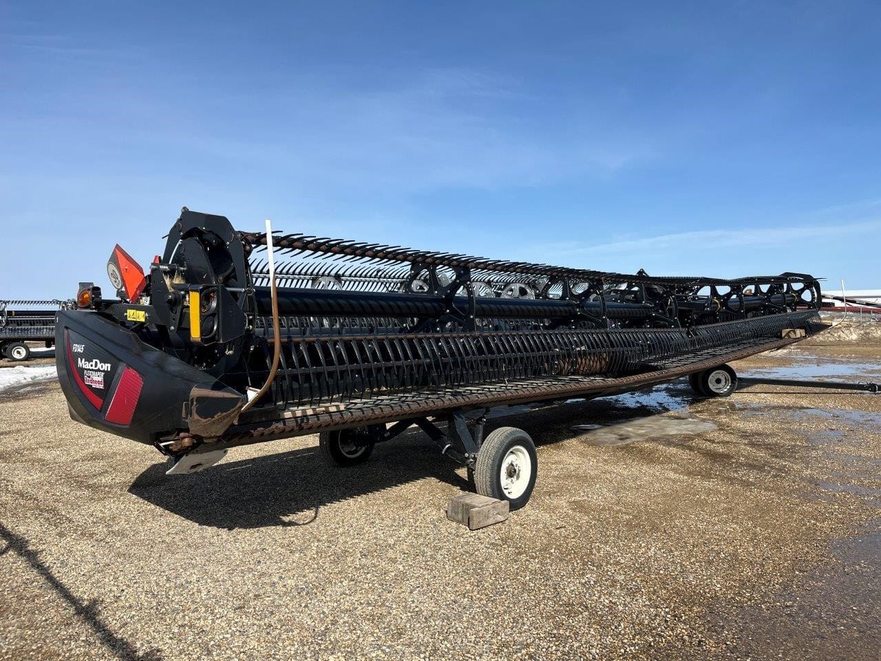 2021 MAC DON FD145