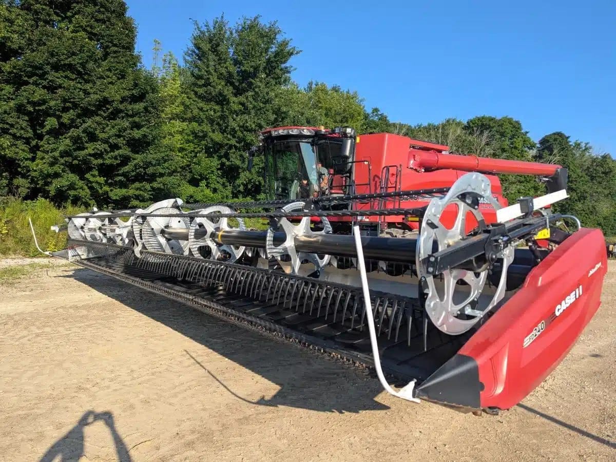 2023 MacDon FD2