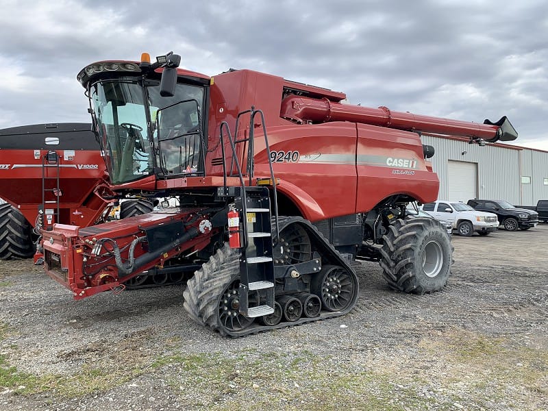 2017 CASE IH 9240 AXIAL FLOW COMBINE***24 MONTH INTEREST WAIVER***