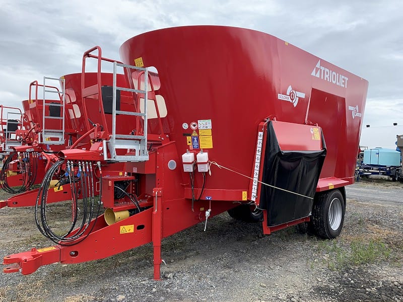 2024 TRIOLIET SOLOMIX 2 2600 ZK TMR FEED MIXER