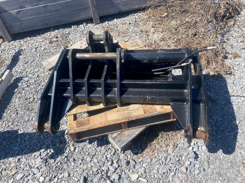 2024 HORST WELDING JCB Q-FIT ADAPTER FOR 525-60 TELEHANDLER