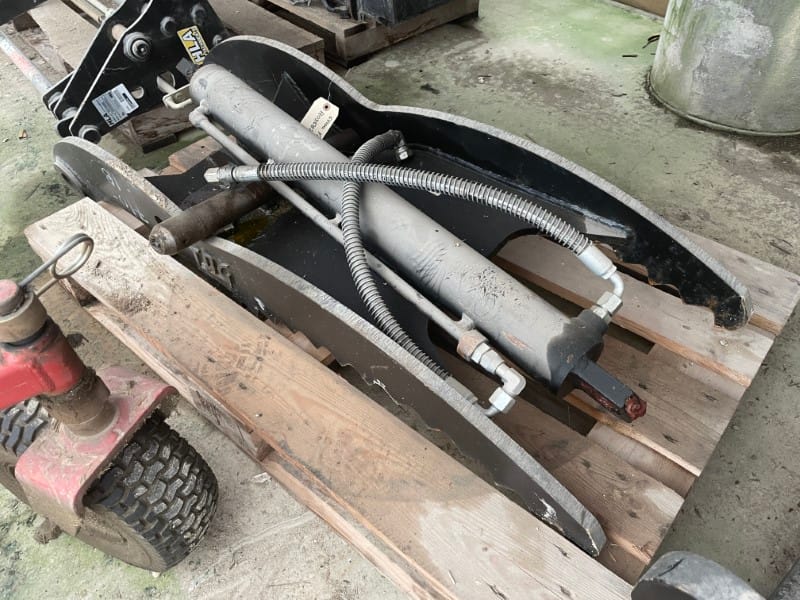 2023 YANMAR THMBKITV8010 THUMB FOR VIO80/SV100 EXCAVATORS