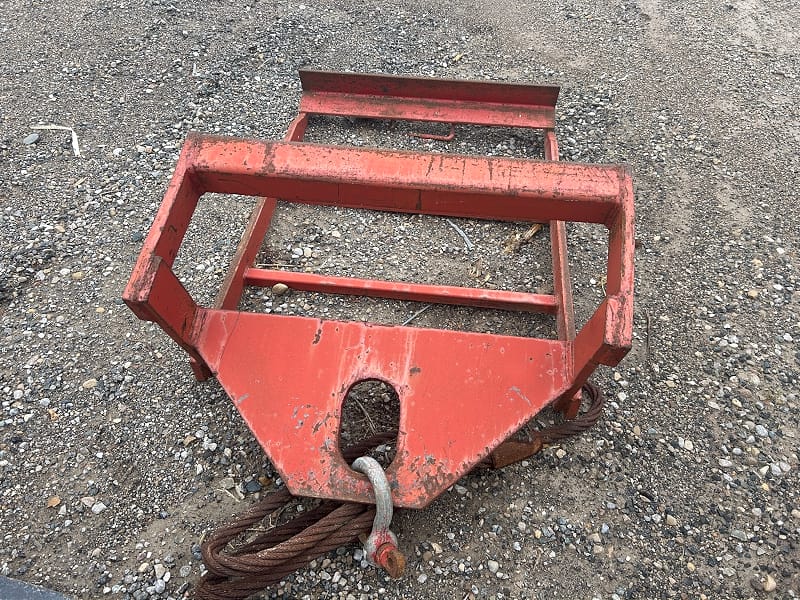 JERSEY BARRIER LIFTER