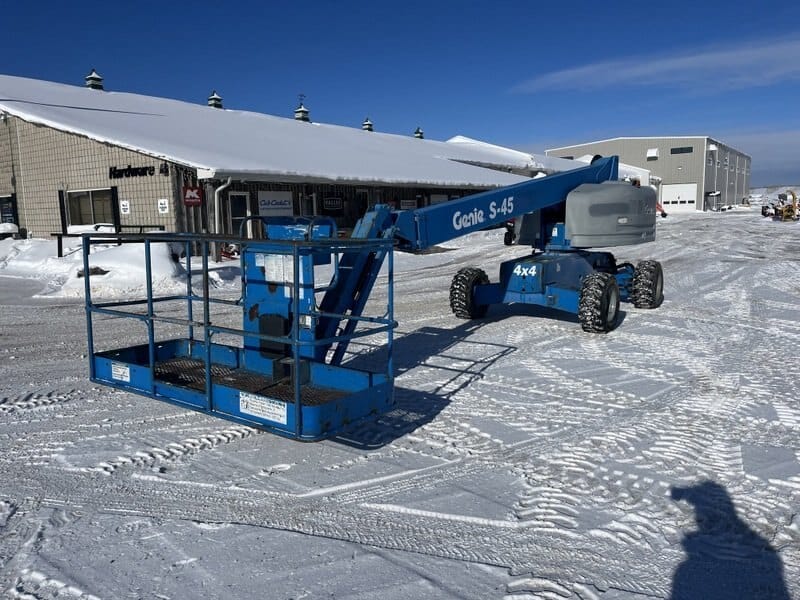 2009 GENIE S45 Manlift