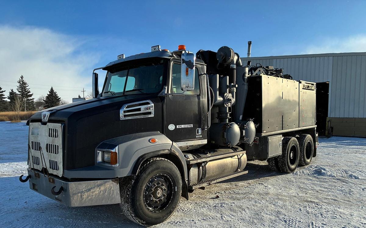 2021 Western Star 4700SB Vacuum Excavator Truck