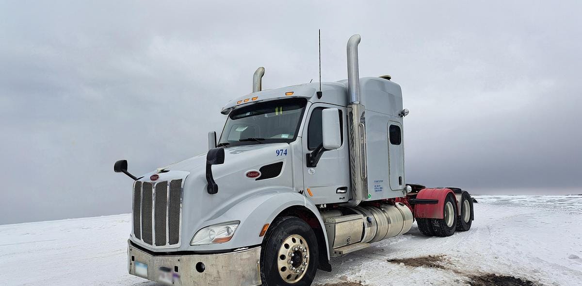 2020 Peterbilt 579 Sleeper Truck Tractor
