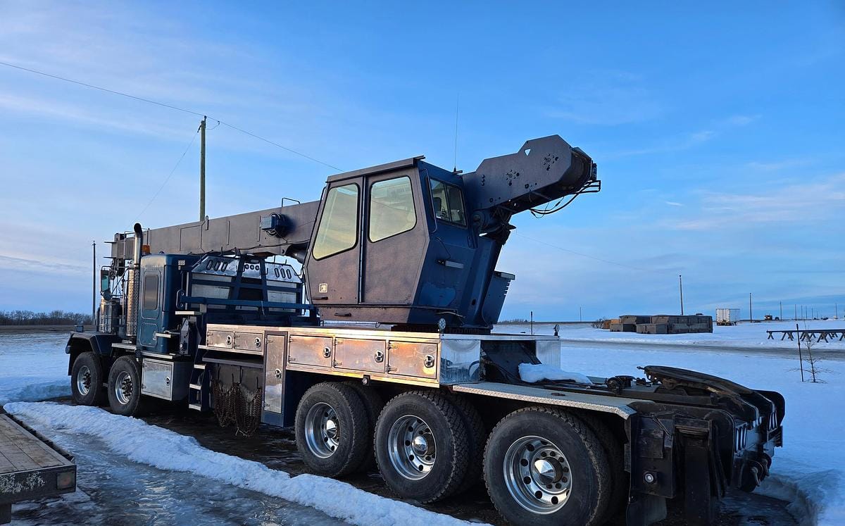 2006 Kenworth C500B 35 Ton Boom Picker Truck