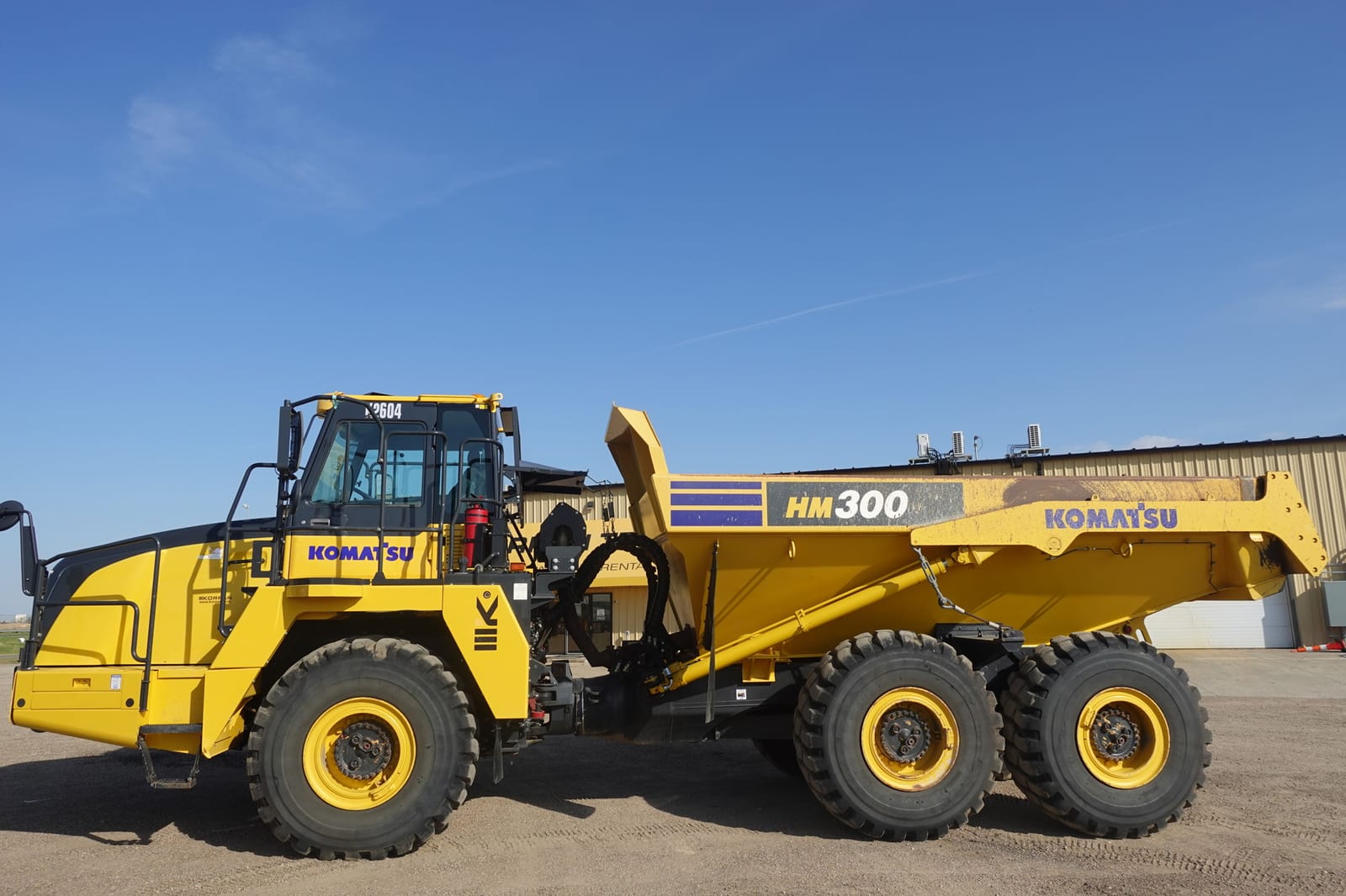 2022 Komatsu HM300-5